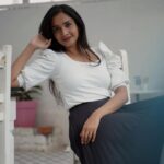 Surabhi Santosh Instagram - Even when it’s hard to see.. I still believe the world is filled with magic and miracles 💫 #Crazystupidgirl #hopelesslyflawed #beautyintheeveryday