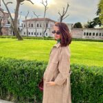 Surveen Chawla Instagram - See if you can FIND the CAPTION in the images.