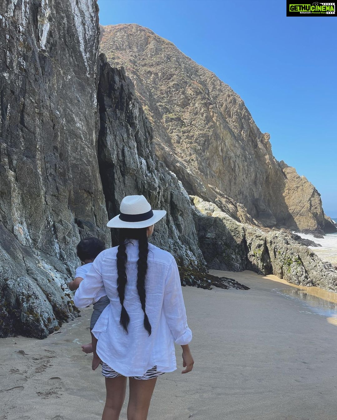 Sushma Raj Instagram - 🏖 ⏰👨👩👦❤️ Half Moon Bay, California