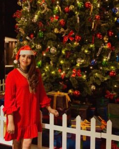 Swathi Deekshith Instagram - Christmas eve❤️