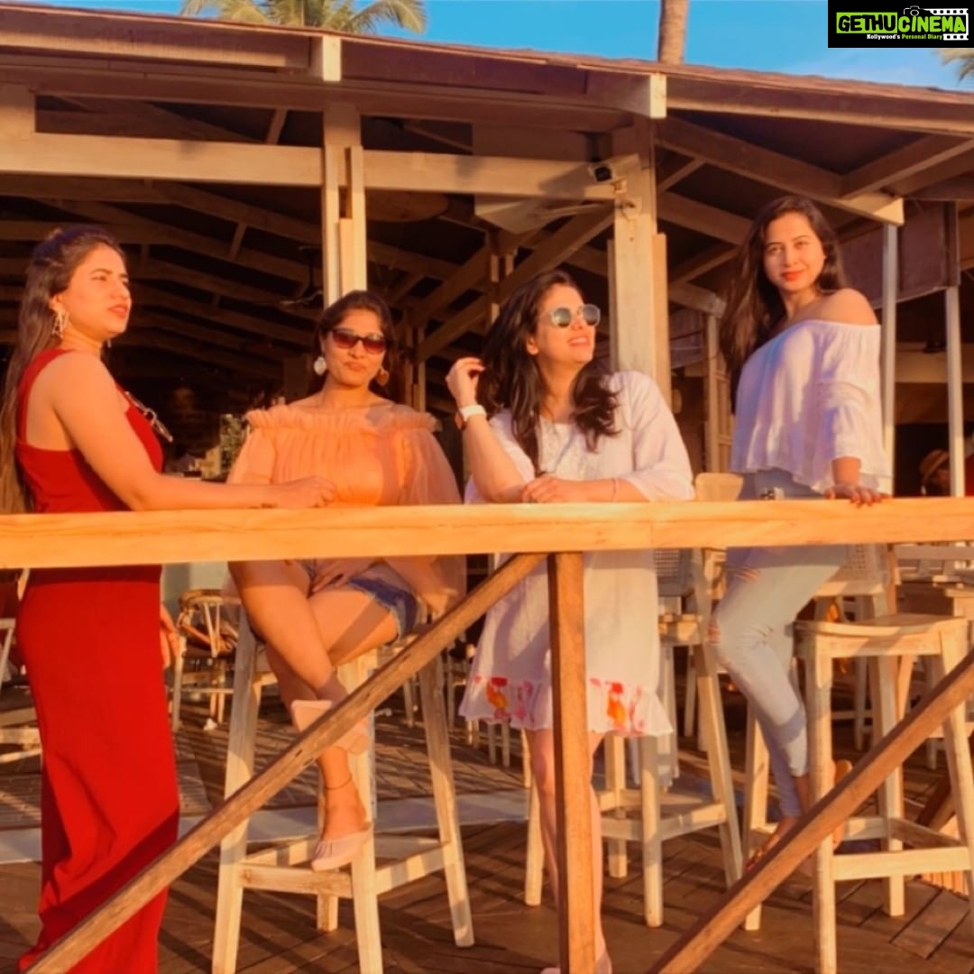 Swathi Deekshith Instagram - 💥💥💥💥✨ Yazu Goa