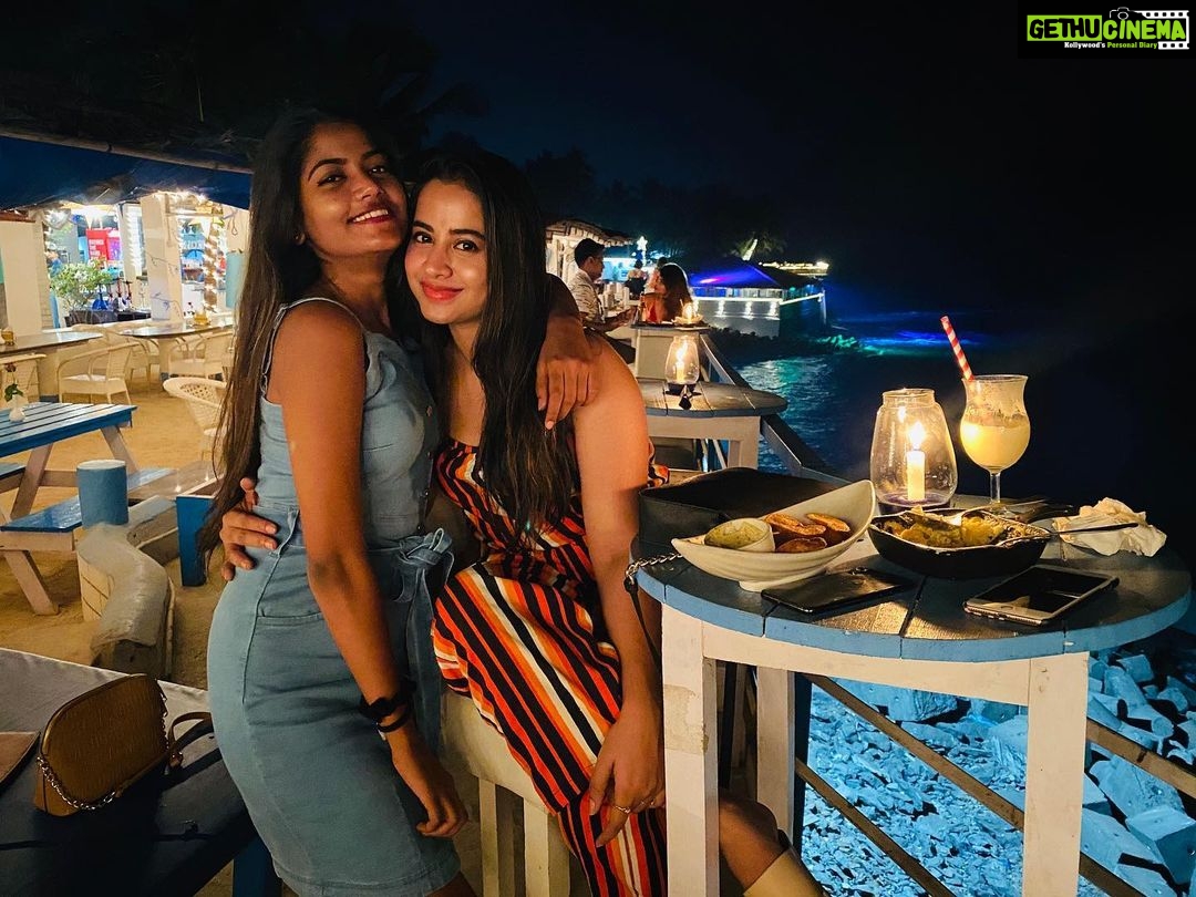 Swathi Deekshith Instagram - This kid🤩 Purple Martini at Sunset Point, Goa