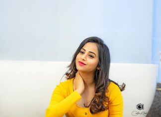 Swathi Deekshith Instagram - Because of your smile, you make life more beautiful.” – Thich Nhat Hanh. 💛🙈☺️😍😊🤩 #actorslife #smiling #bestofyourself #loveyourself #onelife