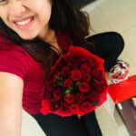 Swathi Deekshith Instagram – Thanks for all the love …you both are wonderful souls..this was a great surprise indeed….was amazed with tears😭..cant ask for more…….u guys never fail to surprise me………..n proved distance doesn’t matter…..this means a lot!! You both are very very special ..happy love day my crazy  guys 🌹🌹❤️❤️ @pankajghalke and @sammyhappylife  #valentinesday2019 #surprise #cantsaskformore #crazy #love #onelove #onelife #livehappy