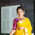 Swathi Deekshith Instagram - Happy dusshera to everyone 🤗!! Location - @santespacuisine ,makeup- @laxman_rayavarapu , outfit - @sylee.ethnic , jewellery- @yoshacreationz , Captured by @chinthuu1132