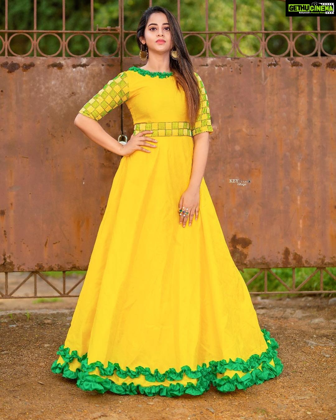 Swathi Deekshith Instagram - 💛Outfit by @sylee.ethnic Captured by - @chinthuu1132