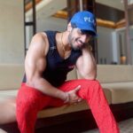 Thakur Anoop Singh Instagram - The bad news is that the time is short.. the good news is that there is still some time to Re invent and live a wonderful life in the short span of time! Living the moment !!