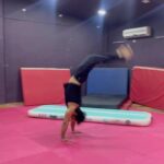 Thakur Anoop Singh Instagram – In sync with the Rhythm 🎵 #Gymnastics at 90 kilos !!! 

@kuldeep_freerunner