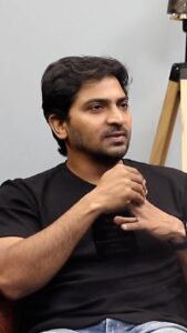 Vaibhav Reddy Instagram - Pei kuda pesitu irunthanga 👹

Watch Full Video : https://bit.ly/3by4T2k

#SunMusic #HitSongs #Kollywood #Tamil #Songs #Music #NonStopHits #SunMusicShots #SMShot #Vaibhav #VaralaxmiSarathkumar #Aathmika #Karunakaran @vaibhav30 @ashiq_vj