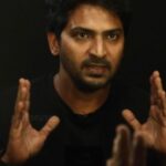 Vaibhav Reddy Instagram - Ennoda kudumbam romba azhakanadhu - @vaibhav30 Watch full video: https://bit.ly/3feT2ay #SunMusic #HitSongs #Kollywood #Tamil #Songs #Music #NonStopHits #MagicMirror #VaibhavReddy #Vaibhav