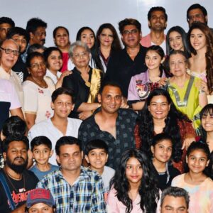 Vaishnavi Ganatra Instagram - when you focus on being a blessing, God makes sure that you are always blessed in abundance 🧿❤️ THU THU THU 🙏🏻🧿

previewing our VERY FIRST EPISODE of #wohtohhaialbelaa ✨

#wohtohhaialbelaa #wthalbelaa #directorskutproduction #blessed #thuthuthu #starbharat #grateful