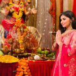 Vaishnavi Ganatra Instagram - Wishing you a prosperous Dussehra! 🙏🏻 May Lord Ram keep lighting your path of success and may you achieve victory in every phase of life. May the truth always win and good triumph over evil. Happy Dussehra! 🕉🛕🚩 #happydussehra #dussehra #positive #gratitude Mumbai, Maharashtra
