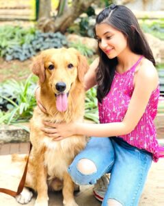 Vaishnavi Ganatra Instagram - stay paw-sitive 🐾💗

#instagram #insta #pictureoftheday #ootd #trending #aesthetic #explore #explorepage #dogs #dogsofinstagram #doglover #petstagram #nature #natural #positive #gratitude #vaishnaviganatra