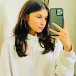 Vaishnavi Ganatra Instagram - 𝐨𝐧𝐞 𝐬𝐭𝐞𝐩 𝐜𝐥𝐨𝐬𝐞𝐫 🏁 #instagram #insta #explore #explorepage #instadaily#foryou #foryoupage #fyp #photooftheday #aesthetic #mirrorselfie #hoodieseason #positivevibes #positive #gratitude Mumbai, Maharashtra