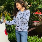 Vaishnavi Ganatra Instagram - i do like who i am becoming, a lot 🦋 #instagram #insta #pictureoftheday #ootd #trending #selflove #outfitoftheday #aesthetic #coffee #explore #explorepage #natural #positive #gratitude #vaishnaviganatra Mumbai, Maharashtra