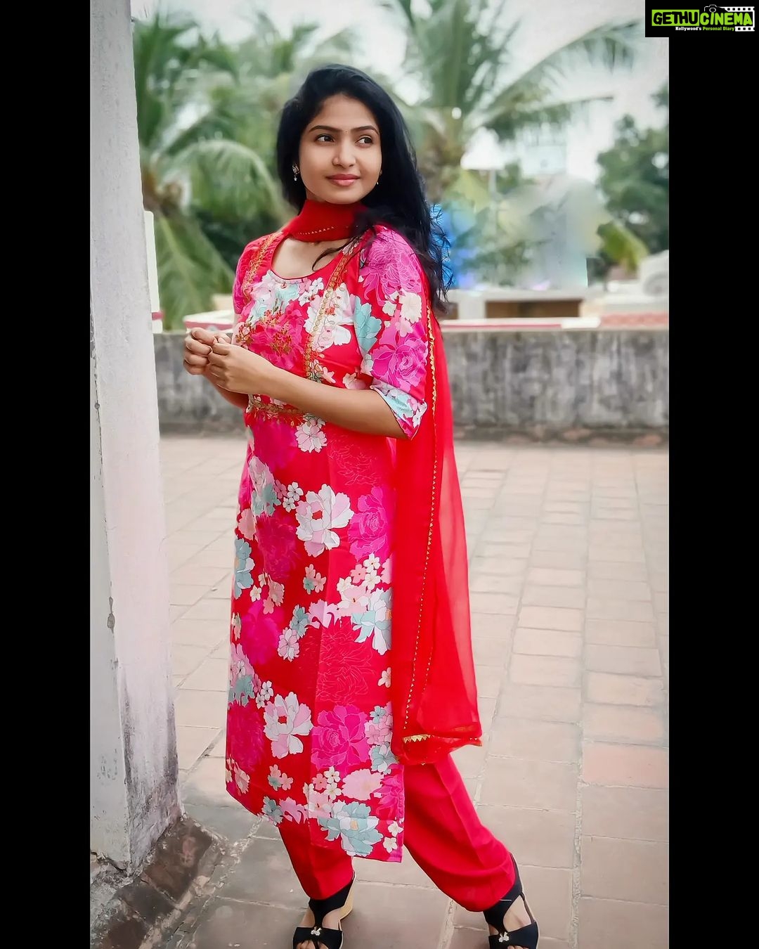 Venba Instagram - @clothes_emporium24 Celebrity collection available Lower bumper biggest mega sale upto nov30th💥💥choose now your order book soon... Cash on delivery available... Free shipping... Trusted page.. #attitude #sassy #love #cute #instalike #instamood #followforfollowback #followme /#viral #pinterest #love #style #swag #heroine #cool #tamilcinema #chennai #instagram #likeforlike #likeforfollow #smart #smile