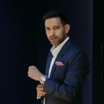Vikrant Massey Instagram – ✨ What ya looking at? Oh! I know ✨

My #cwg2022 limited edition @longines #HydroConquest, right?

#eleganceisanattitude Kensington Gardens