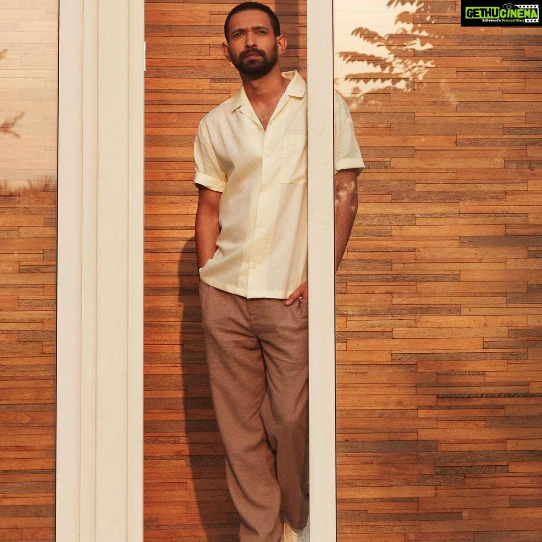 Vikrant Massey - 112.7K Likes - Ready for the summer sun.
I’m making my outfit the star of the show this season.
@hm @hm_man
#HM #HMMan #HMIndia