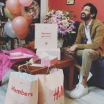 Vikrant Massey Instagram - ✨ What’s great about #HM is that they always make me feel like I am a part of their family. With #HelloMemberIndia’s arrival, that feeling has definitely been amplified. If you love shopping, you have to be a member! ✨ @hm #HelloMemberIndia #hmindia