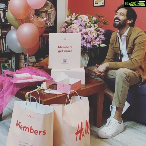 Vikrant Massey - 88.6K Likes - Most Liked Instagram Photos