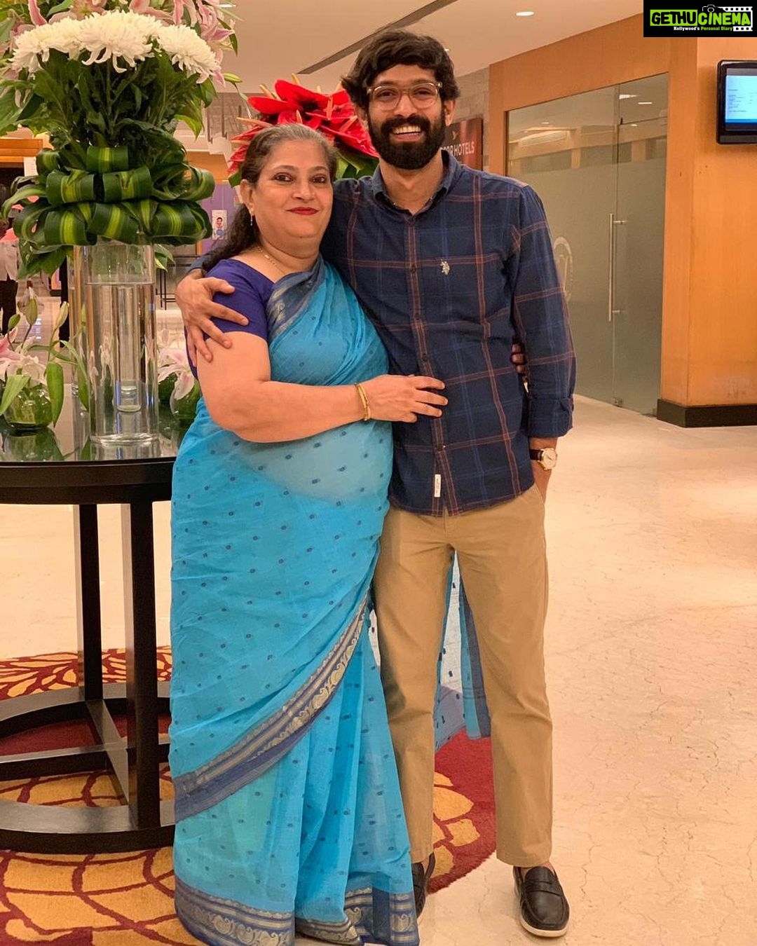 Vikrant Massey - 111.7K Likes - ❤️ तेरे पैरों तले जन्नत है, सच है। 🙏🏼❤️ .
.
#MothersDay