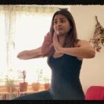 Vikrant Massey Instagram - Be like Bablu Pandit and always think ahead, even though things might not always be in your control! . . 😋 Sit down and put in the work - there’s no better time! . . I did this with @upgrad_edu and @bgbngmusic to remind you to stay indoors and focus on the larger picture! . Chal ab #AageKiSoch . . Show me how you’re working hard at home by posting a picture and using the hashtag #AageKiSoch! . . I nominate @alifazal9 @yamigautam & @sheetalthakur to show me what you’re up to. 🥰