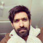 Vikrant Massey Instagram - ❄️🤳
