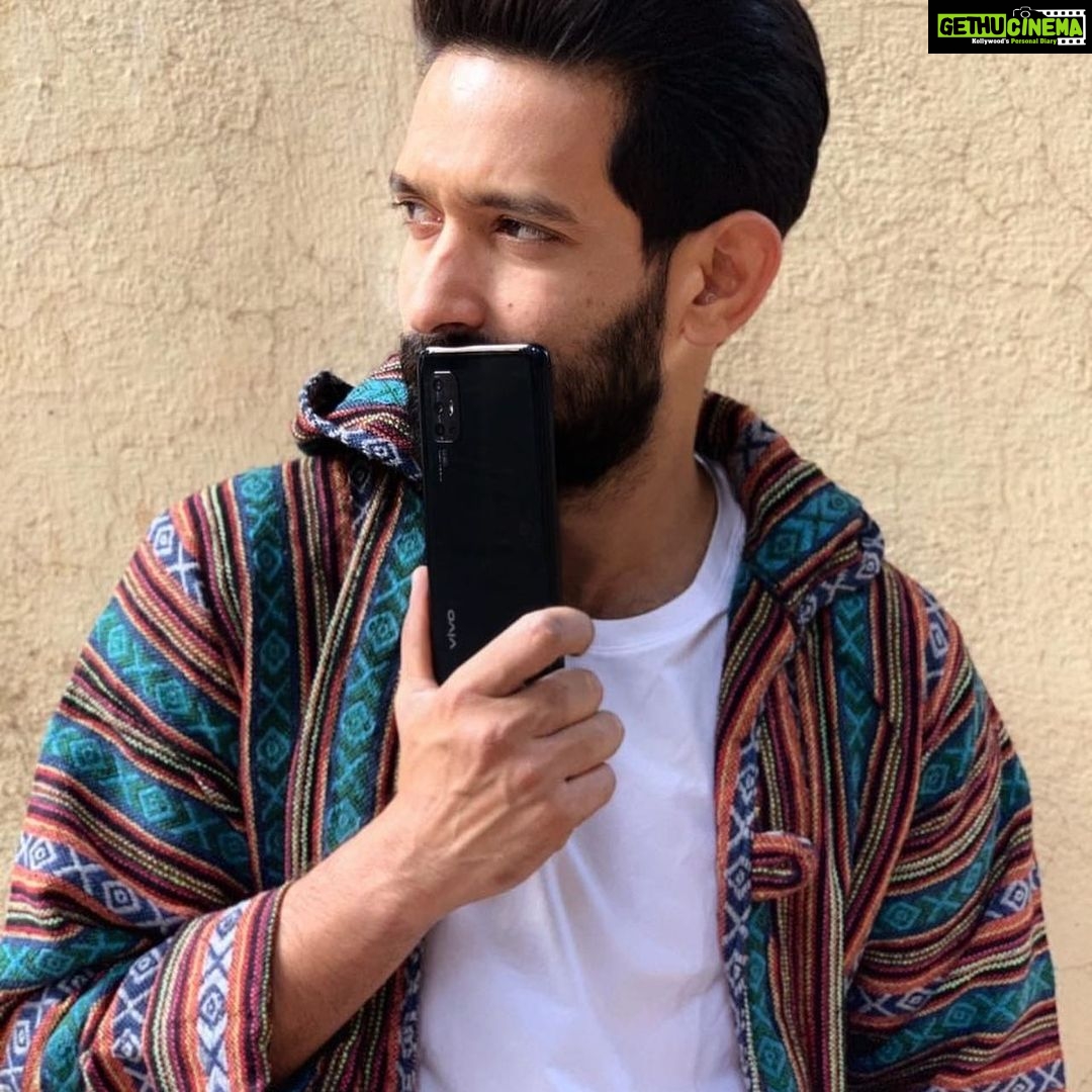 Vikrant Massey - 70.7K Likes - Most Liked Instagram Photos