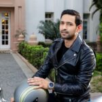Vikrant Massey Instagram – The adventure begins with my Longines Ultra Chron – Pioneering Accuracy.

For details pls visit https://www.longines.com/en-in/ultra-chron/

#LonginesUltraChron

@longines 
#Ad #Collab