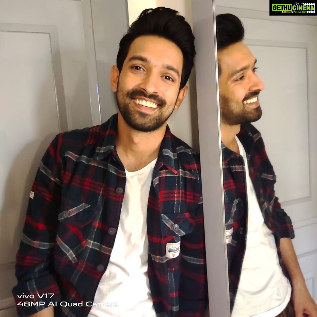 Vikrant Massey - 70.7K Likes - Most Liked Instagram Photos