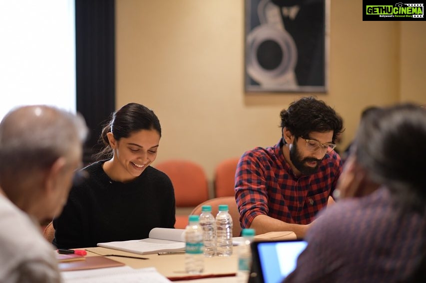 Vikrant Massey - 93.5K Likes - Most Liked Instagram Photos