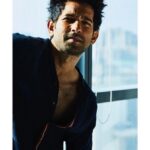 Vikrant Massey Instagram - ✨ No Monday, No Blues ✨ . . @ilovepero @stylisttsahilgulati @dmodotofficial @omkarchitnis @theitembomb @shelkerohan @iamjavedsheikh
