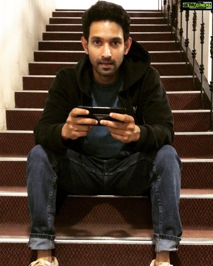 Vikrant Massey Instagram - #Gameon with the new #Nokia5Plus powered by #MediaTekHelioP60, get yours on Flipkart during the #BigBillionDays from October 11-15 . Buy now here: https://bit.ly/2Q8HBzu