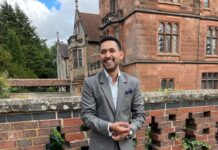 Vikrant Massey Instagram - ✨ Always a great time in my @longines La Grande Classique ✨ Time to celebrate our Gold Medal wins 🇮🇳🥂 #cwg2022 @longines Birmingham, United Kingdom