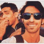 Vikrant Massey Instagram - #Happy2K16 #SunsetSelfie #SuperSelfie #TheRealHunter #HealthyHunter #Happiness #Life #Shukr @gulshandevaiah78