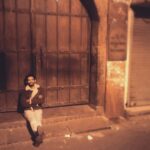 Vikrant Massey Instagram - #Delhi #GullyQasimJahaan #GhalibKiGully #GhalibKaGhar #Winters #Happiness #Shukr @kabeer737