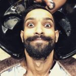 Vikrant Massey Instagram – #NewHairCut #NayaLook #NayiShuruvaat #SuperSelfie #MentalMode #Happiness #Shukr