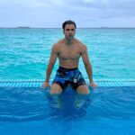 Vivek Dahiya Instagram - Aqua therapy for mind and body Maldives