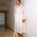Vivek Dahiya Instagram - We carry inside us the wonders we seek outside us - Rumi @bindaniofficial @oakpinionpr