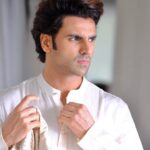Vivek Dahiya Instagram - We carry inside us the wonders we seek outside us - Rumi @bindaniofficial @oakpinionpr