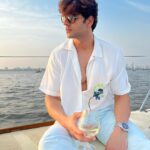 Vivek Dahiya Instagram – Samandar aur sukoon