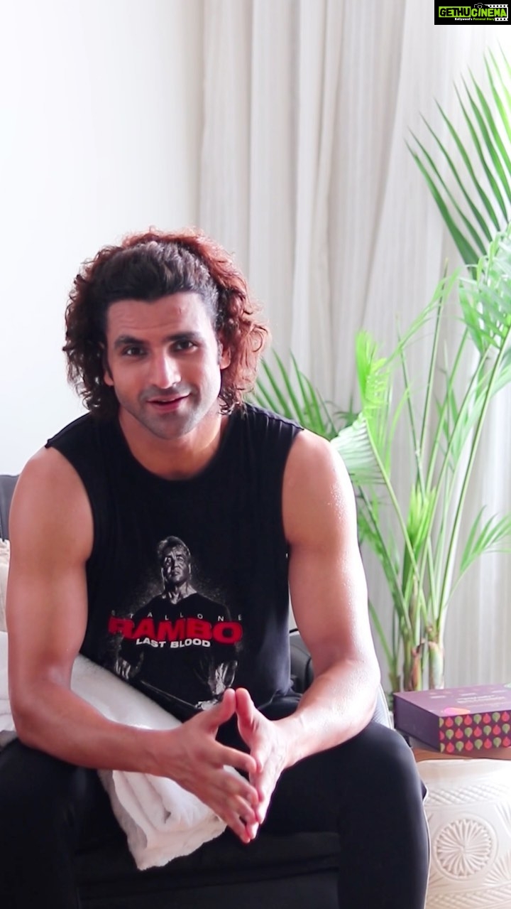 Vivek Dahiya Instagram - Discover the magic of methi a.k.a Fenugreek, to solve all your hair problems! The ‘Made in India’ brand Manestream has combined this wonder ingredient in all its ayurvedic formulations to give you strong & healthy hair. Shop now at www.manestream.in #magicalmethi #ayurvedaandhair #traditionmeetstrend #hairtreatment