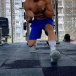 Vivek Dahiya Instagram - How deep is your love? Do you go deeper into fitness each day?