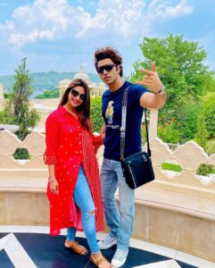 Vivek Dahiya Instagram - Sometimes it takes a picture to realise how gorgeous the sky is. And then ofcorse you add vibrance just a tiny bit to make it stunning! 😃😃