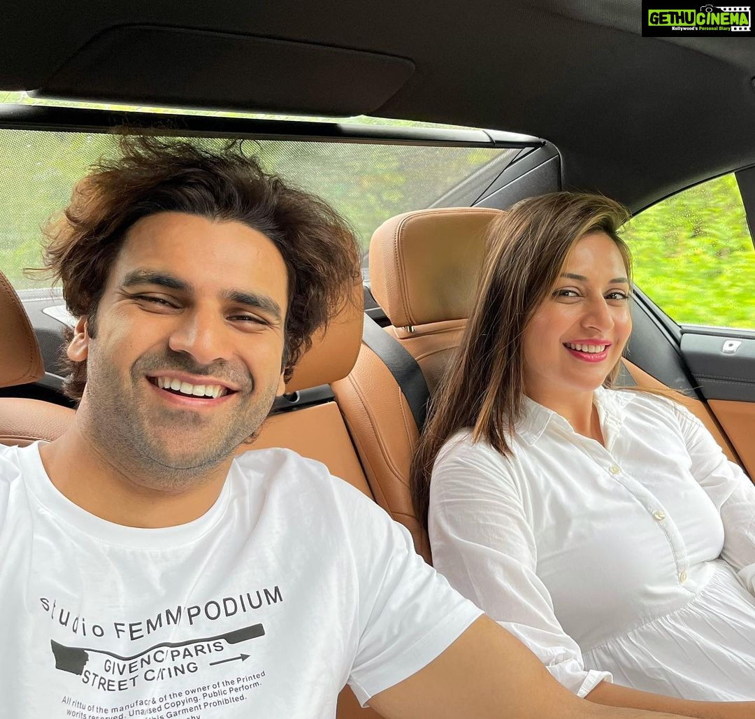 Vivek Dahiya - 164.5K Likes - Happy 5 my donut ❤️ You did splendid, congratulations! Continue being the awesome YOU which makes it easier being ME.
@divyankatripathidahiya