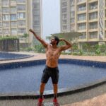 Vivek Dahiya Instagram - Kabhi jo badal barse 🌧