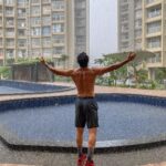 Vivek Dahiya Instagram - Kabhi jo badal barse 🌧