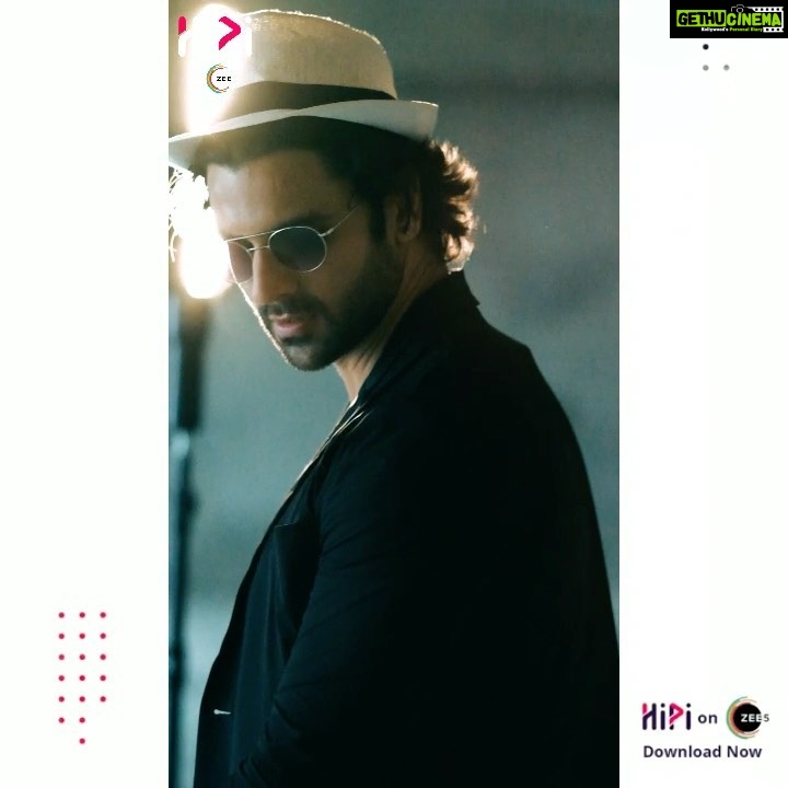 Vivek Dahiya Instagram - Monotony is dull & boring π₯± Toh boring ko fun aur crazy banane ke liye I've found a new way π I am now on @HipionZee5! Download the Zee5 app and follow my account - @vivekdahiya on Hipi to check out my fun videos. #HiPi #ZEE5 #HiPionZee5 #Creators #ShortVideo #India #Express #BestVideoson HiPi #ContentCreator #Fun #Fame #Entertainment #Indian #India #Desi #Swag #Creator #Younglndia #Youth #Love #masti #Challenges #Challenge #challengeaccepted #Challenger Directed and shot by @divyankatripathidahiya Executed by @redfeatherent