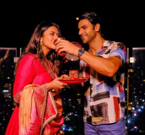 Vivek Dahiya Instagram - Thank you for your selfless love, love. Today and round the year. The lockdown has made me feel a lot. A lot more than I conveyed but I felt more than you know. 

#HappyKarwaChauthSpecial