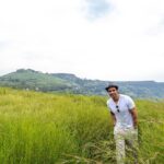 Vivek Dahiya Instagram - This part of me right here is “being one with nature” ☺️😅 Mahabaleshwar Hill Station